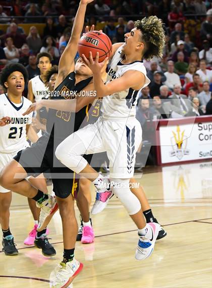 Thumbnail 2 in Mountain Pointe vs. Desert Vista (AIA 6A Final) photogallery.