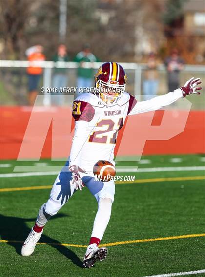 Thumbnail 1 in Broomfield vs. Windsor (CHSAA 4A Semifinal) photogallery.