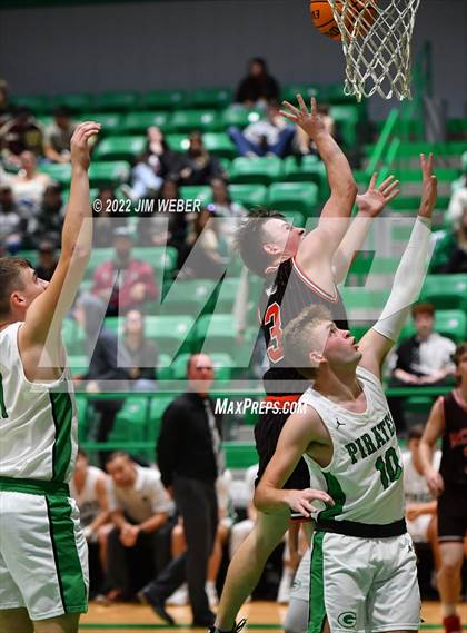 Thumbnail 3 in McCurtain @ Gore photogallery.