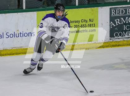 Thumbnail 1 in  Middletown South @ Rumson-Fair Haven photogallery.
