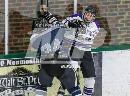 Thumbnail 1 in  Middletown South @ Rumson-Fair Haven photogallery.