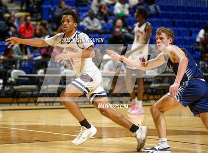 Thumbnail 1 in Cypress Springs vs. Tomball Memorial (UIL Basketball 6A D2 Region II Bi-District) photogallery.