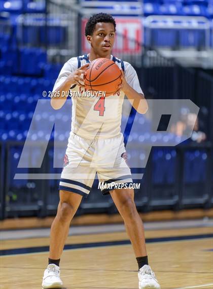 Thumbnail 3 in Cypress Springs vs. Tomball Memorial (UIL Basketball 6A D2 Region II Bi-District) photogallery.