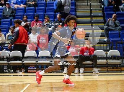 Thumbnail 3 in Cypress Springs vs. Tomball Memorial (UIL Basketball 6A D2 Region II Bi-District) photogallery.