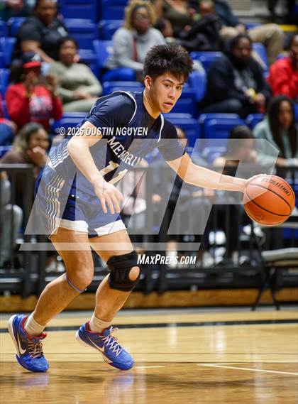 Thumbnail 3 in Cypress Springs vs. Tomball Memorial (UIL Basketball 6A D2 Region II Bi-District) photogallery.