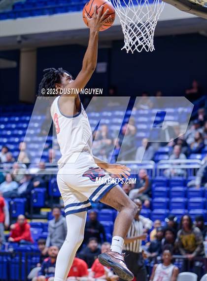 Thumbnail 2 in Cypress Springs vs. Tomball Memorial (UIL Basketball 6A D2 Region II Bi-District) photogallery.