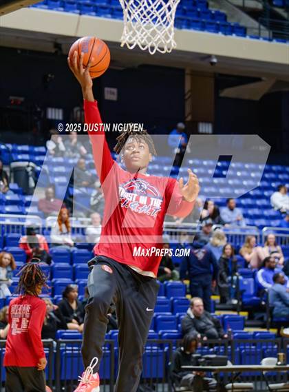 Thumbnail 3 in Cypress Springs vs. Tomball Memorial (UIL Basketball 6A D2 Region II Bi-District) photogallery.