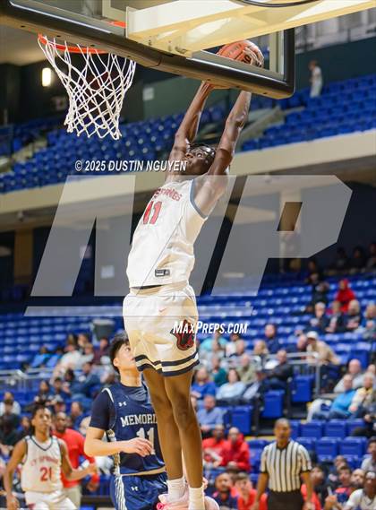 Thumbnail 3 in Cypress Springs vs. Tomball Memorial (UIL Basketball 6A D2 Region II Bi-District) photogallery.