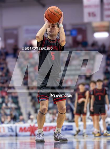 Thumbnail 1 in Glens Falls vs Wayne (NYSPHSAA Class A Final) <B>Do Not Publish</B> photogallery.