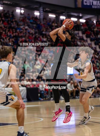 Thumbnail 1 in Glens Falls vs Wayne (NYSPHSAA Class A Final) <B>Do Not Publish</B> photogallery.