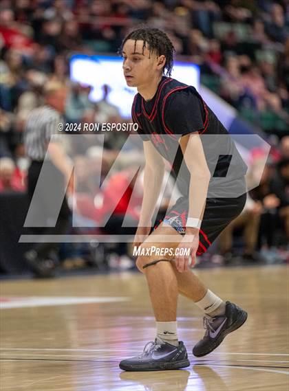 Thumbnail 2 in Glens Falls vs Wayne (NYSPHSAA Class A Final) <B>Do Not Publish</B> photogallery.