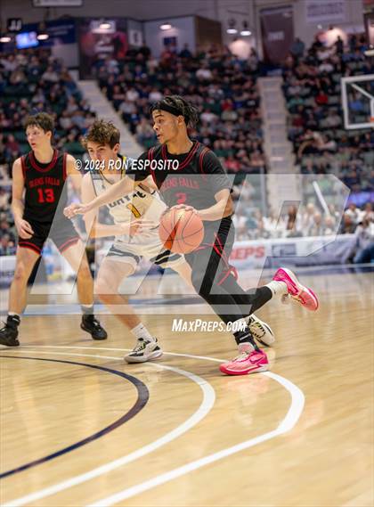 Thumbnail 2 in Glens Falls vs Wayne (NYSPHSAA Class A Final) <B>Do Not Publish</B> photogallery.