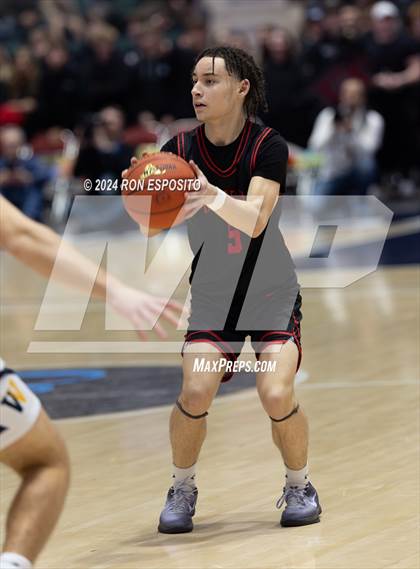 Thumbnail 2 in Glens Falls vs Wayne (NYSPHSAA Class A Final) <B>Do Not Publish</B> photogallery.