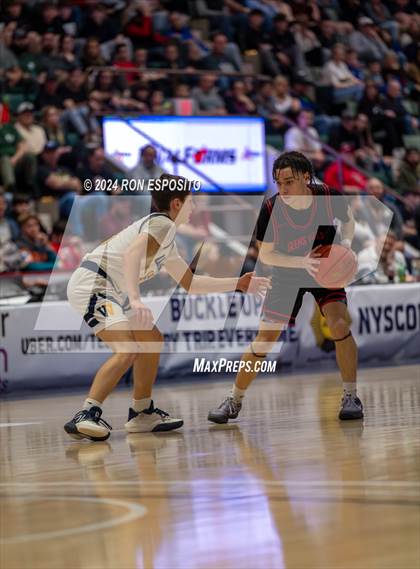 Thumbnail 3 in Glens Falls vs Wayne (NYSPHSAA Class A Final) <B>Do Not Publish</B> photogallery.
