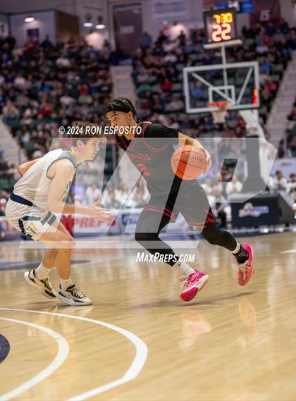 Thumbnail 1 in Glens Falls vs Wayne (NYSPHSAA Class A Final) <B>Do Not Publish</B> photogallery.