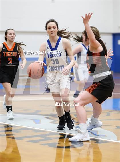 Thumbnail 3 in JV: Odessa @ Valley Christian photogallery.