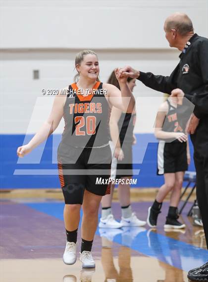 Thumbnail 3 in JV: Odessa @ Valley Christian photogallery.