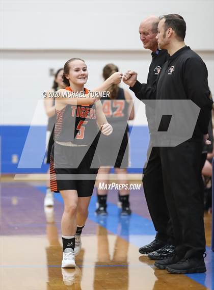 Thumbnail 2 in JV: Odessa @ Valley Christian photogallery.