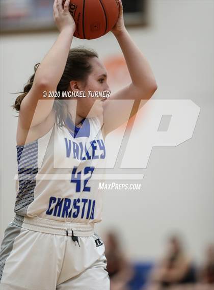 Thumbnail 2 in JV: Odessa @ Valley Christian photogallery.