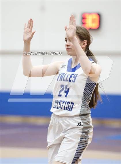 Thumbnail 3 in JV: Odessa @ Valley Christian photogallery.