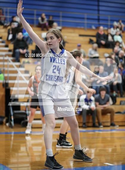 Thumbnail 2 in JV: Odessa @ Valley Christian photogallery.