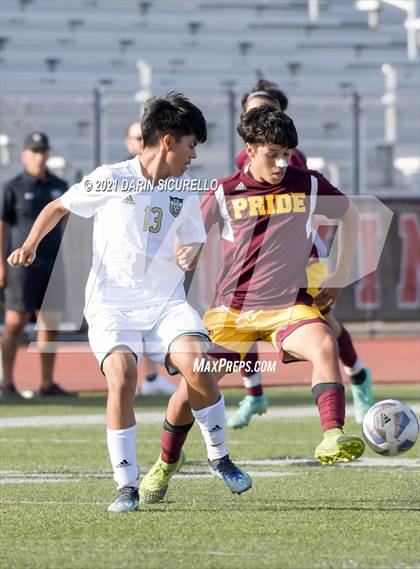 Thumbnail 2 in Mountain Pointe vs Skyline (Coyote Classic Soccer Tournament) photogallery.