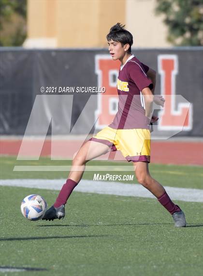 Thumbnail 2 in Mountain Pointe vs Skyline (Coyote Classic Soccer Tournament) photogallery.
