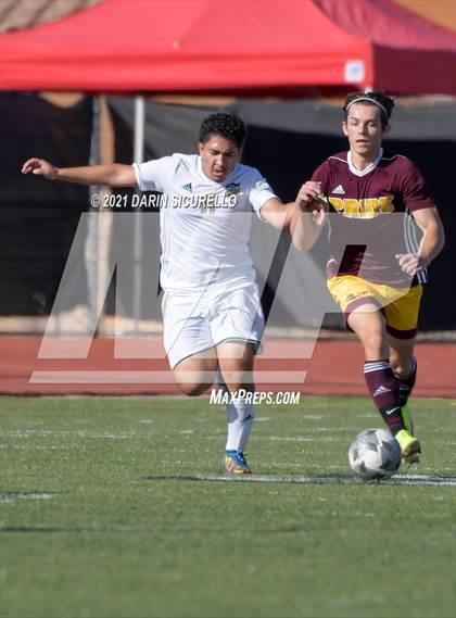 Thumbnail 2 in Mountain Pointe vs Skyline (Coyote Classic Soccer Tournament) photogallery.