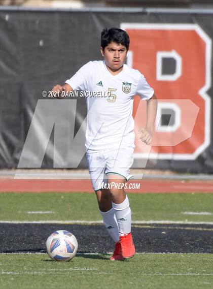 Thumbnail 2 in Mountain Pointe vs Skyline (Coyote Classic Soccer Tournament) photogallery.