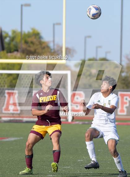 Thumbnail 3 in Mountain Pointe vs Skyline (Coyote Classic Soccer Tournament) photogallery.