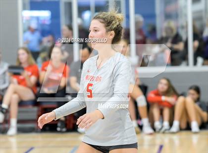Thumbnail 3 in Mater Dei vs La Cueva (Nike TOC Southwest) photogallery.
