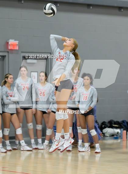 Thumbnail 2 in Mater Dei vs La Cueva (Nike TOC Southwest) photogallery.