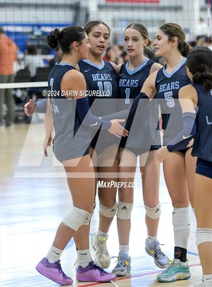 Thumbnail 1 in Mater Dei vs La Cueva (Nike TOC Southwest) photogallery.