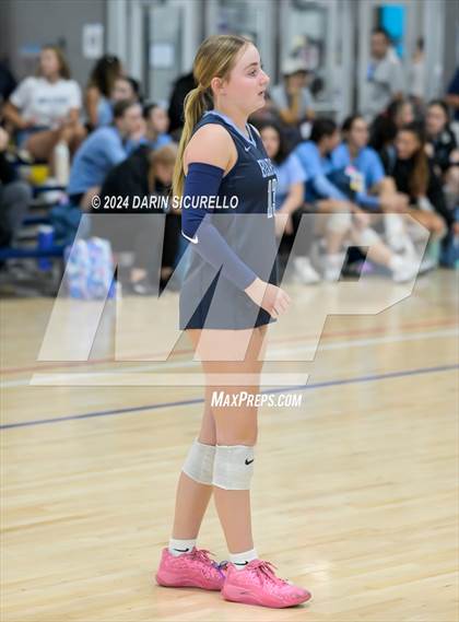 Thumbnail 3 in Mater Dei vs La Cueva (Nike TOC Southwest) photogallery.