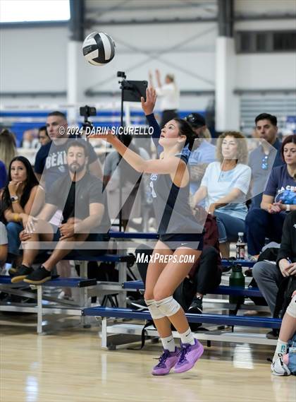 Thumbnail 3 in Mater Dei vs La Cueva (Nike TOC Southwest) photogallery.