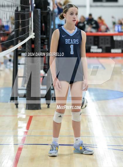 Thumbnail 2 in Mater Dei vs La Cueva (Nike TOC Southwest) photogallery.