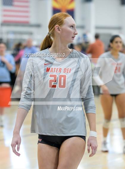 Thumbnail 2 in Mater Dei vs La Cueva (Nike TOC Southwest) photogallery.