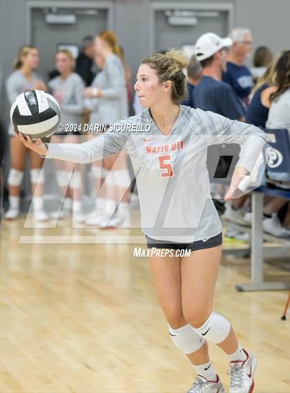 Thumbnail 3 in Mater Dei vs La Cueva (Nike TOC Southwest) photogallery.