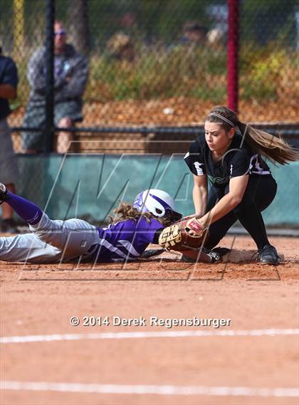 Thumbnail 2 in Fossil Ridge vs Arvada West (CHSAA 5A Playoff Round 16) photogallery.