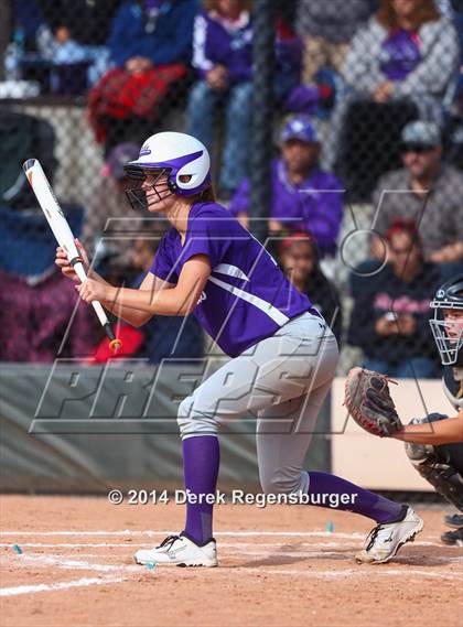 Thumbnail 3 in Fossil Ridge vs Arvada West (CHSAA 5A Playoff Round 16) photogallery.