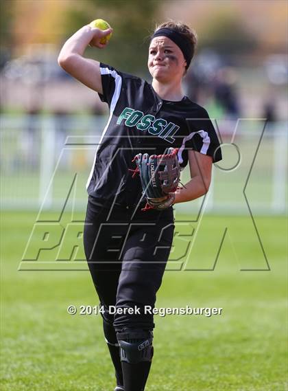 Thumbnail 2 in Fossil Ridge vs Arvada West (CHSAA 5A Playoff Round 16) photogallery.