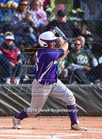 Thumbnail 1 in Fossil Ridge vs Arvada West (CHSAA 5A Playoff Round 16) photogallery.