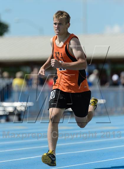 Thumbnail 3 in UHSAA 2A Track and Field Championships photogallery.
