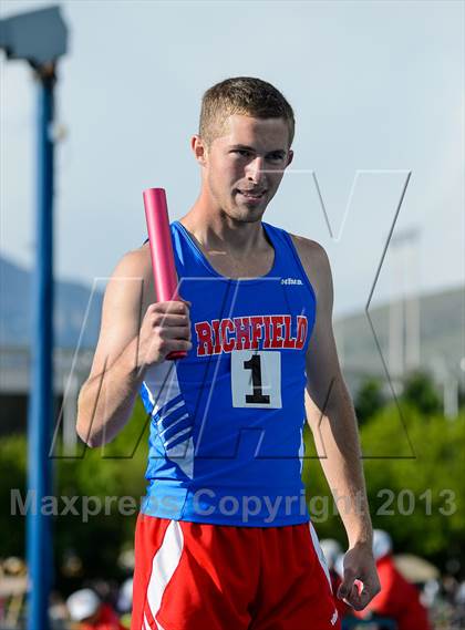 Thumbnail 3 in UHSAA 2A Track and Field Championships photogallery.