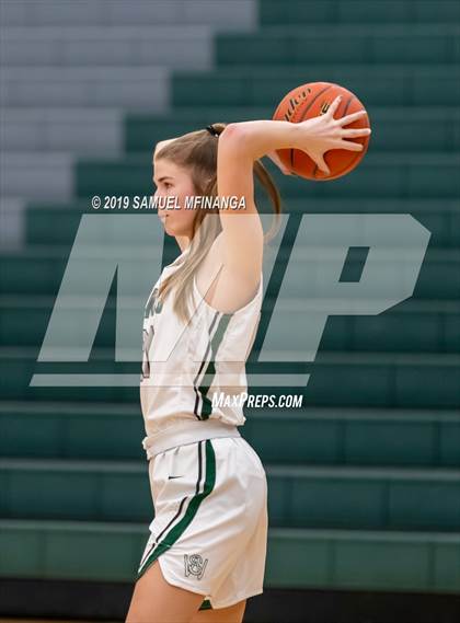 Thumbnail 3 in Lincoln Southwest vs. Kearney (HAC Girls Basketball Tournament) photogallery.