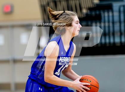Thumbnail 2 in Lincoln Southwest vs. Kearney (HAC Girls Basketball Tournament) photogallery.