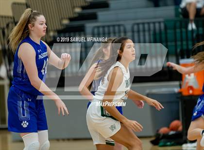 Thumbnail 3 in Lincoln Southwest vs. Kearney (HAC Girls Basketball Tournament) photogallery.