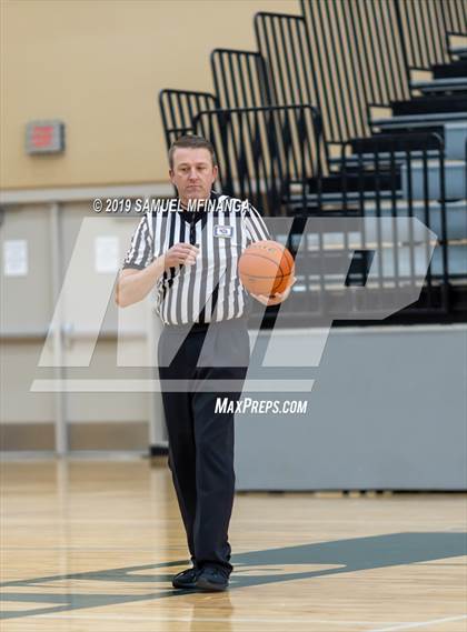 Thumbnail 1 in Lincoln Southwest vs. Kearney (HAC Girls Basketball Tournament) photogallery.