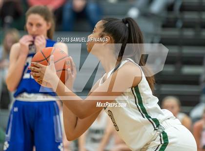 Thumbnail 1 in Lincoln Southwest vs. Kearney (HAC Girls Basketball Tournament) photogallery.