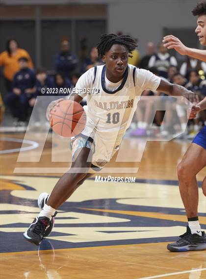 Thumbnail 1 in Baldwin vs Port Washington (NYSPHSAA Class 2A Section 8 Final) photogallery.
